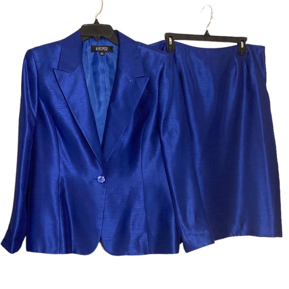 Kasper Dresses & Skirts - KASPER 2- Set Metallic Royal Blue Skirt and Jacket Size 18, Lined, Long Sleeve